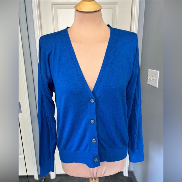 Banana Republic Forever Cardigan Sweater Classic Preppy - Picture 2 of 8